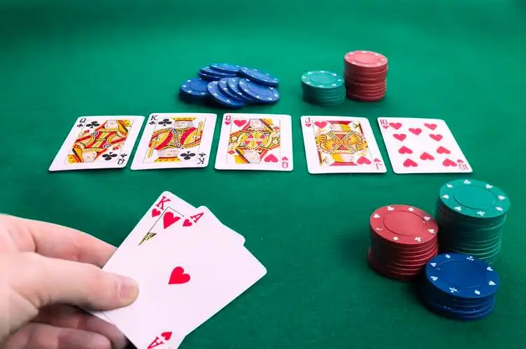 777vip ကတ်ဂိမ်း ငွေသွင်းငွေထုတ် KBZPay ဖြင့် ပြုလုပ်နေသောမြင်ကွင်း